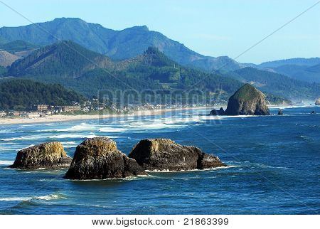 Sena horniny v Seaside Oregon.