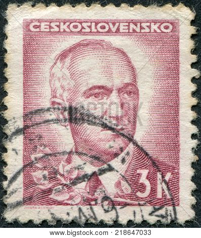CZECHOSLOVAKIA - CIRCA 1945: A stamp printed in the Czechoslovakia, shown Edvard Benes, circa 1945