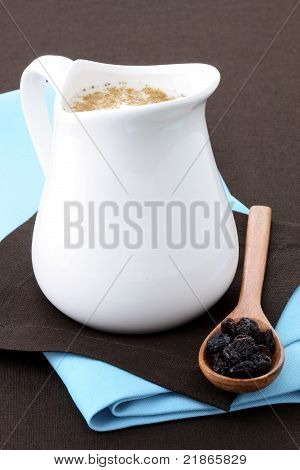 Čerstvý Avena nebo ovesné vločky nápoj