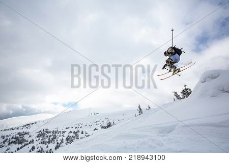 Good Skiing In The Snowy Mountains.