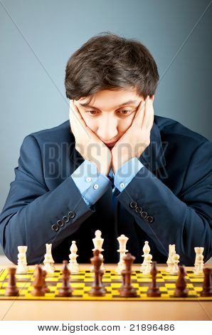 FIDE แกรนด์มาสเตอร์ Vugar Gashimov (อันดับโลก - 12) จากอาเซอร์ไบจาน