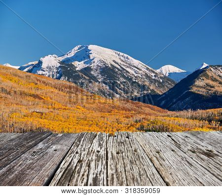 Autumn landscape at Kebler Pass in Colorado Rocky Mountains, USA. 