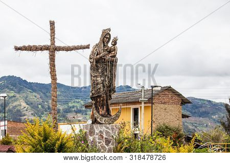 Turmeque, Colombia - August, 2019: Statue Of The Virgin Mary And Jesus In Front Of The Chapel Our La