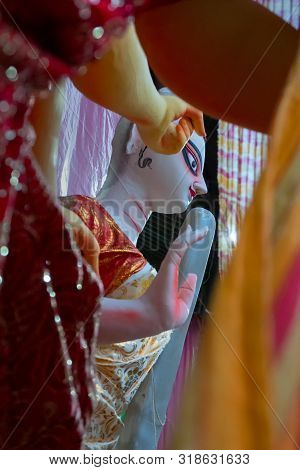 Clay Idol Of Goddess Saraswati