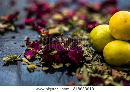 Neem Or Indian Lilac Face Mask On The Black Wooden Surface For Oily Skin Consisting Of Neem Leaves P