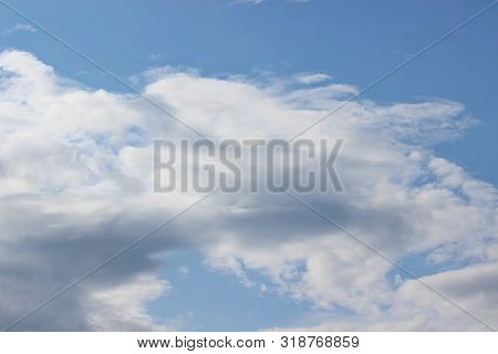Bottomless Blue Sky Beautiful Cloud Blue Background