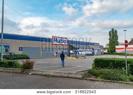 Brussels, Belgium - June 5, 2019: Hybo Store. Hubo Is A Belgian Hardware Store-chain.