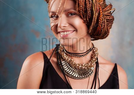Southern Spices. Portrait Of A Gorgeous Smiling Young Woman, With Beautiful Stylish, Fashionable, Su