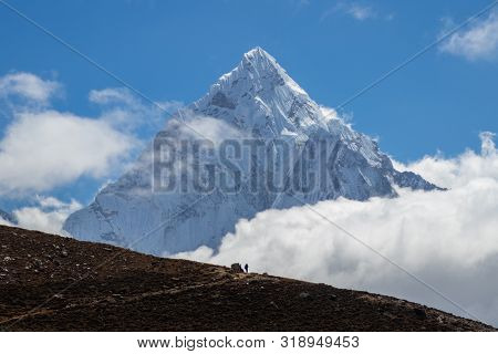Scenic View Of Ama Dablam Mountain Peak At Chola Lake Near Zongla Village,everest Base Campe Treakki