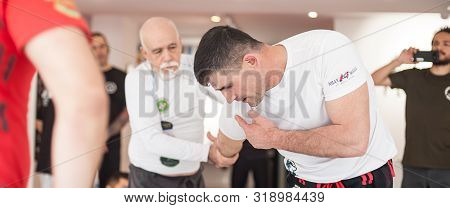Kapap Instructor Altin Qoku Demonstrates Street Fighting Techniques