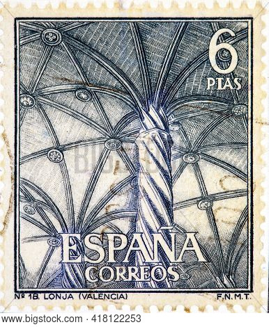 Spain - Circa 1965: A Stamp Printed In Spain Shows The Silk Exchange Valencia, Circa 1965