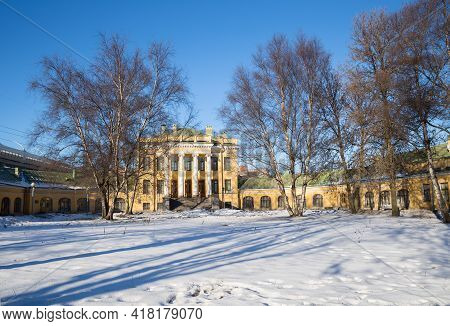 Kiryanovo Estate, Dacha Of Princess Vorontsova-dashkova, Has Shape Of Horseshoe, Built In 1783. St. 