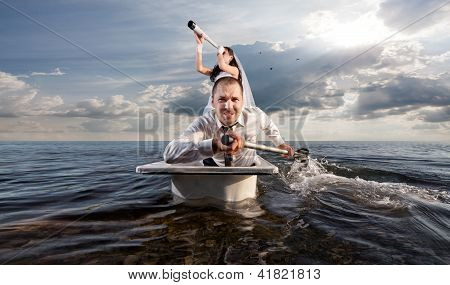 The Newlyweds Are In The Bath Voyage