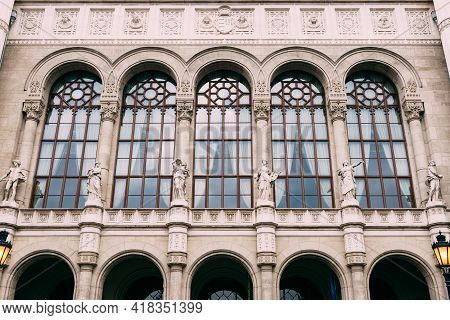 Nice View Of The Main Entrance To The Vigado Concert Hall In Budapest