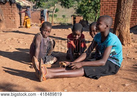 Mzuzu, Malawi. 30-05-2018. Group Of Beautiful Afro-descendent Children Are Gathered At Their Village