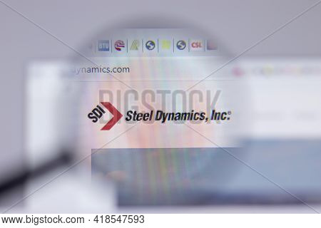 New York, Usa - 26 April 2021: Sdi Steel Dynamics Logo Close-up On Website Page, Illustrative Editor