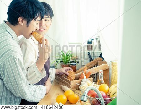 Couple Gay Concept
