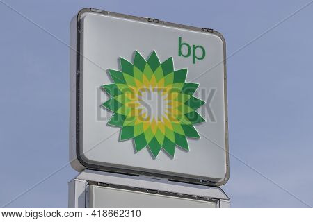 Wabash - Circa April 2021: Bp Retail Gas Station. Bp Is A Global British Oil And Gas Company Headqua