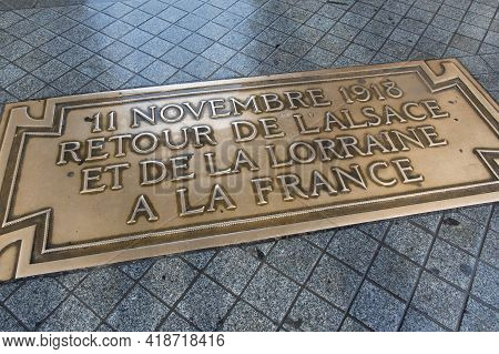 Paris, France, 1.11.2019 - Arc De Triomphe Commemorative Bronze Plaque Ending Ww I. Monument Commemo