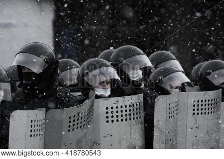 Barnaul, Russia-april 21, 2021. Crackdown On Demonstrations In Support Of Opposition Politician Alex