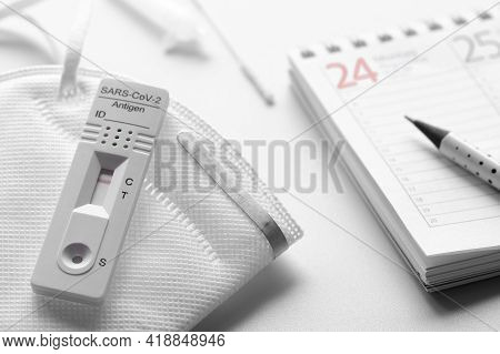 Week Planner, Schnelltest, Rapid Corona Test In German Language. Week Planner Calendar And Pp2 Medic
