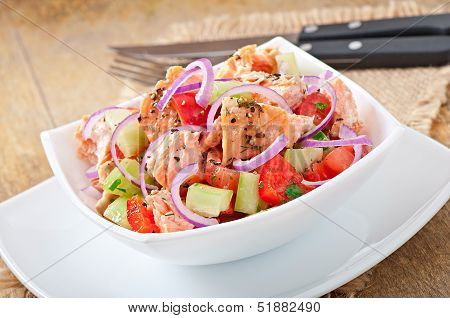 Salad Sheppard c Norwegian salmon