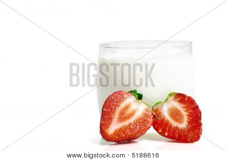 Glas van Yoghurt, met verse aardbeien