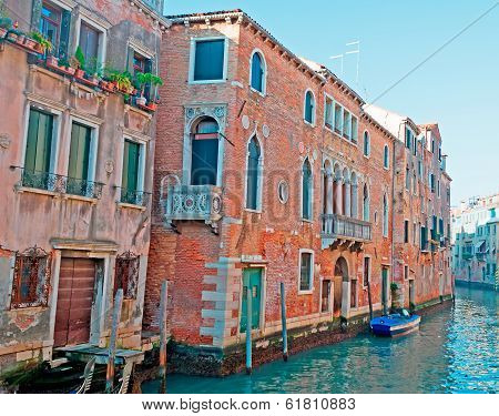 Venice Glimpse