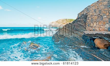 Waves On The Rocks