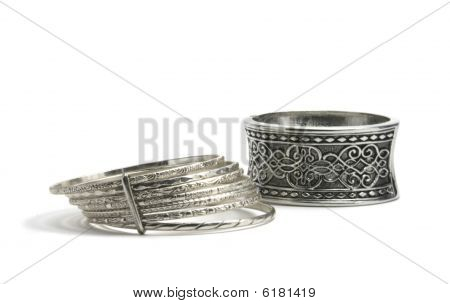 2 Armbanden