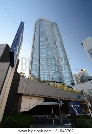 Roppongi Hills Tower In Tokyo, Japan
