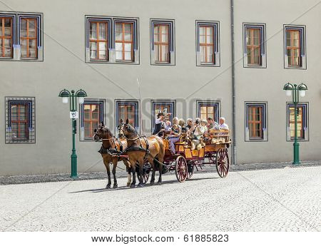 Romantically Inclined Visitor Enjoy The Special Historical  Horse-drawn Coach