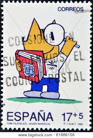 SPAIN - CIRCA 1982: A stamp printed in Spain shows Cobi mascot of the Olympic Games of Barcelona 92