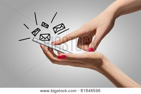 Hands keeps and touch smartphone