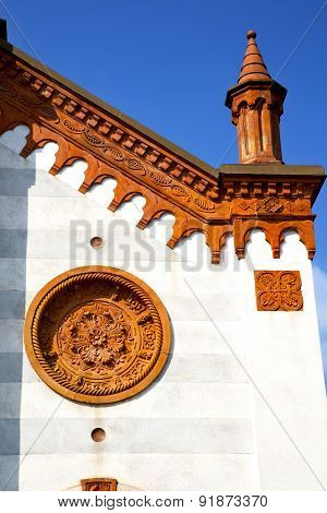 Rose Window  Italy  Lombardy     In  The Mercallo Old   Church