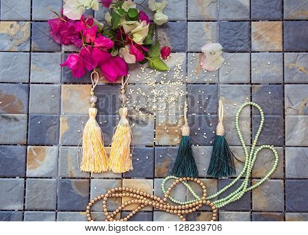 set to create brightly colored jewelry: earrings, pendants