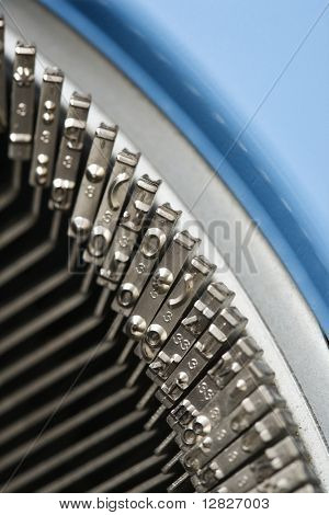 Detailní záběr psací stroj typebars.