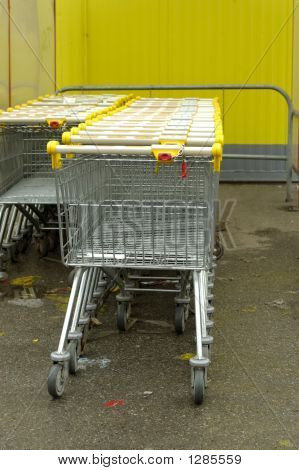 Carrelli