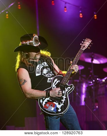HUNTINGTON, NY-JAN 8: Musician Terry Lee Palmer performs onstage during the 