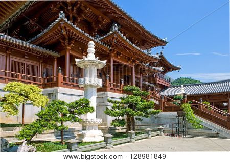 Hong Kong the Chi Lin antique monastry in the new Kowloon quarter
