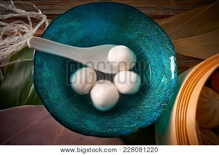 Asian glutinous rice Sticky Dumplings Vietnamese Banh It Tran mochi