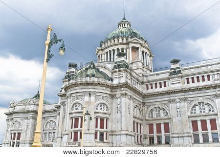 Tronen Hall på Bangkok