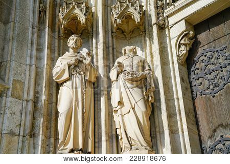 Stone Carvings And Details Including One Now Headless On Exterior Of Church Known As Votivkirche
Neo