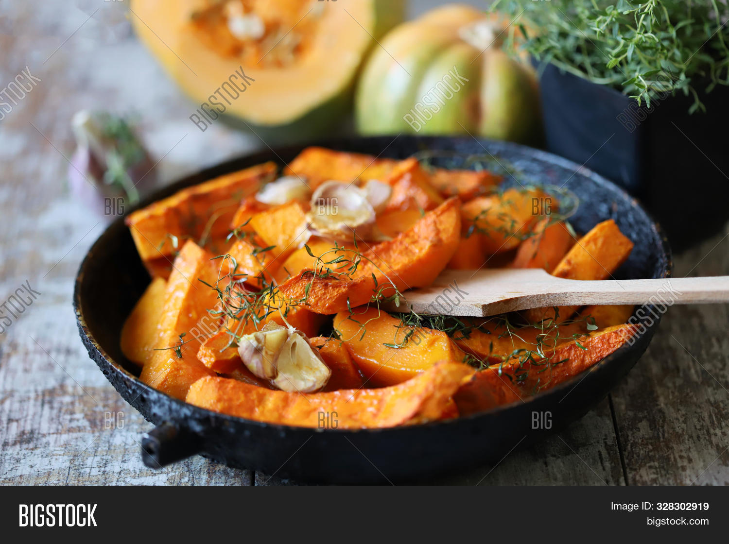 рыба с тыквой в духовке рецепт. рыба с тыквой в духовке рецепт. тушеная тыква. рыба с тыквой в духовке рецепт. горбуша с тыквой.