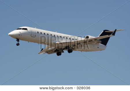 ein Verkehrsflugzeug.