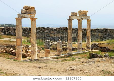 Pamukkale. Turchia. Rovine di Hierapolis, città antica