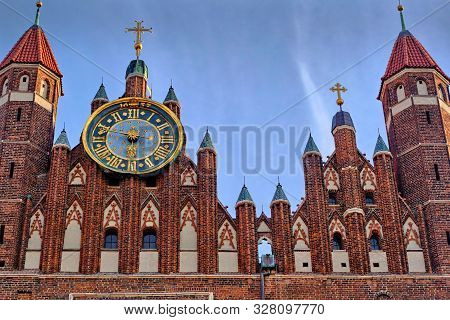 Gold Plated Clock Made In 1637 Year By Master Jan Konnautke On Northern Side Of Gothic Basilica Of T