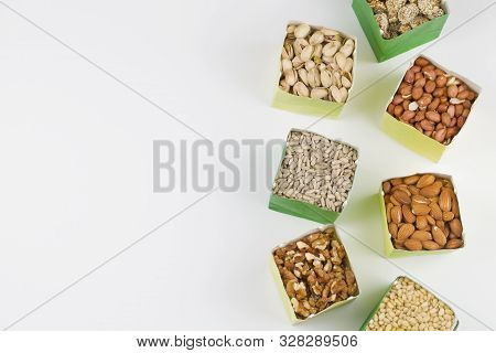 Eco-friendly Packing. Paper Bags With Pistachios, Sunflower Seeds, Walnuts, Cashew, Peanut ,almond, 