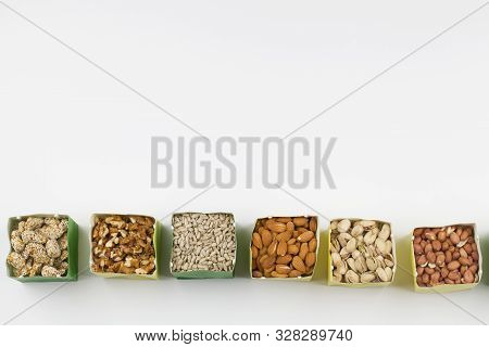 Eco-friendly Packing. Paper Bags With Pistachios, Sunflower Seeds, Walnuts, Cashew, Peanut ,almond, 