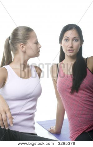 女性の友人に見える